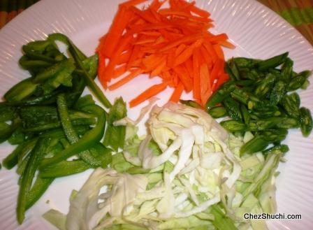 hot and sour veg noodle soup